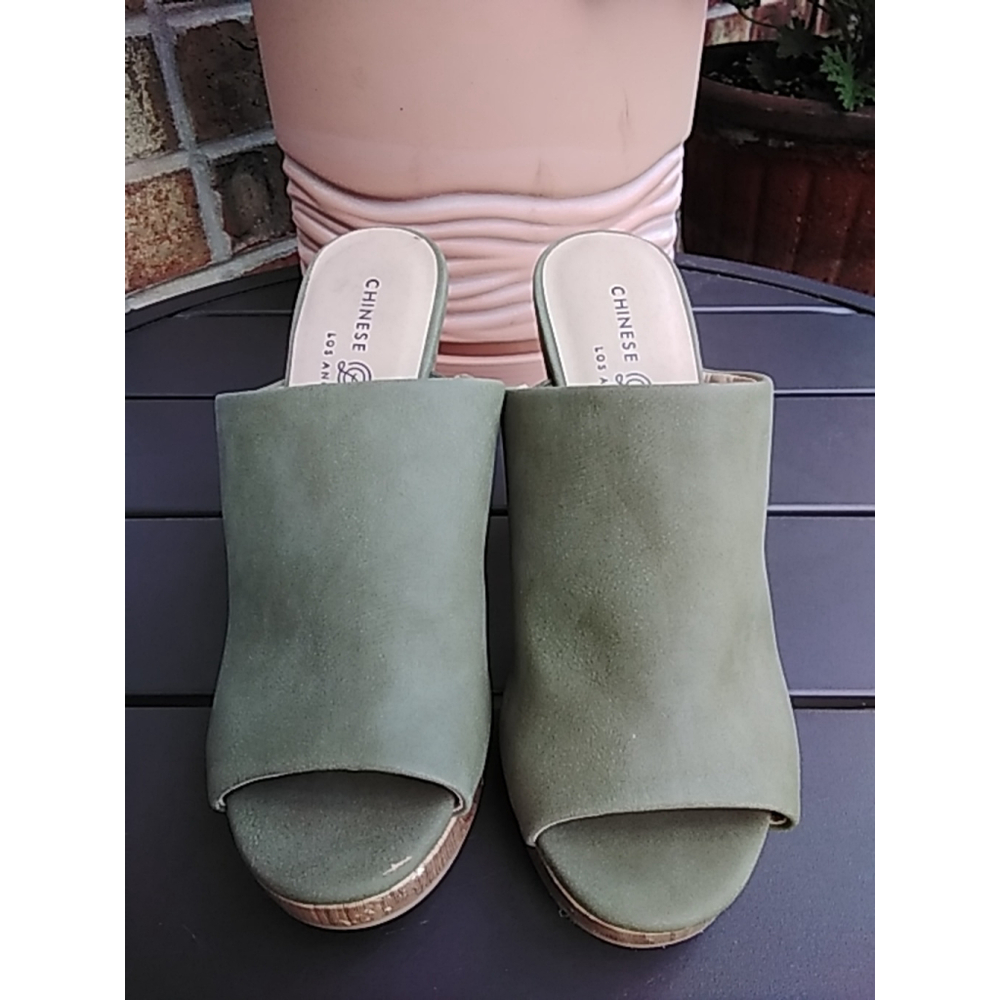 Chinese Laundry Boho Green Healed Slide-On Mules Size 5.5 Festival Chic - Picture 2 of 13